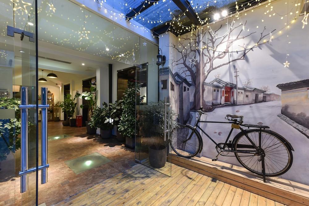 Nost Algia Hotel - Near Beijing Yonghe Lama Temple, Ghost Street, Beihai Park, Jingshan Park, Drum Tower, Houhai Bar Street, Tian'Anmen Square, Located In Beijing Traditional Hutongs, 5 Minutes Away From Subway, Free Laundry Serive Екстер'єр фото