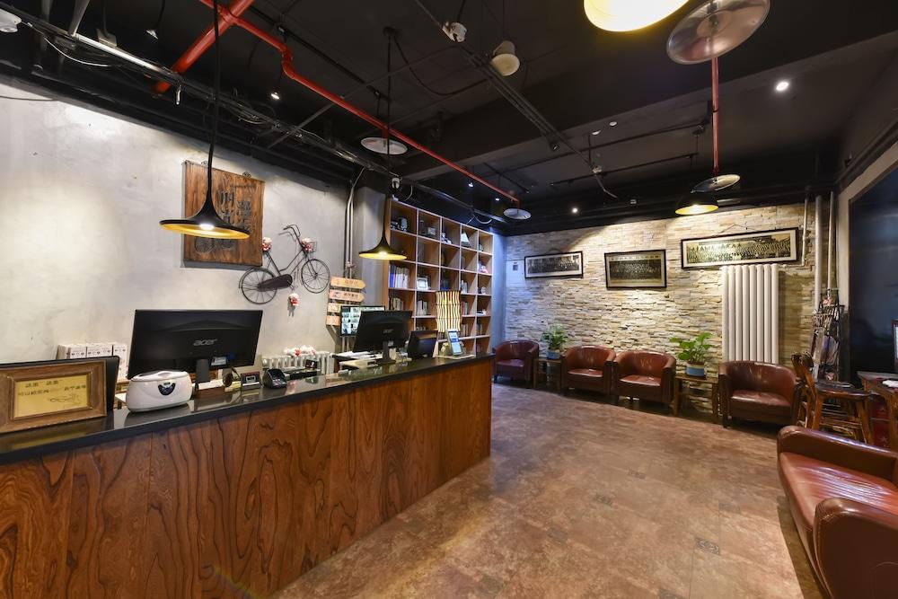 Nost Algia Hotel - Near Beijing Yonghe Lama Temple, Ghost Street, Beihai Park, Jingshan Park, Drum Tower, Houhai Bar Street, Tian'Anmen Square, Located In Beijing Traditional Hutongs, 5 Minutes Away From Subway, Free Laundry Serive Екстер'єр фото