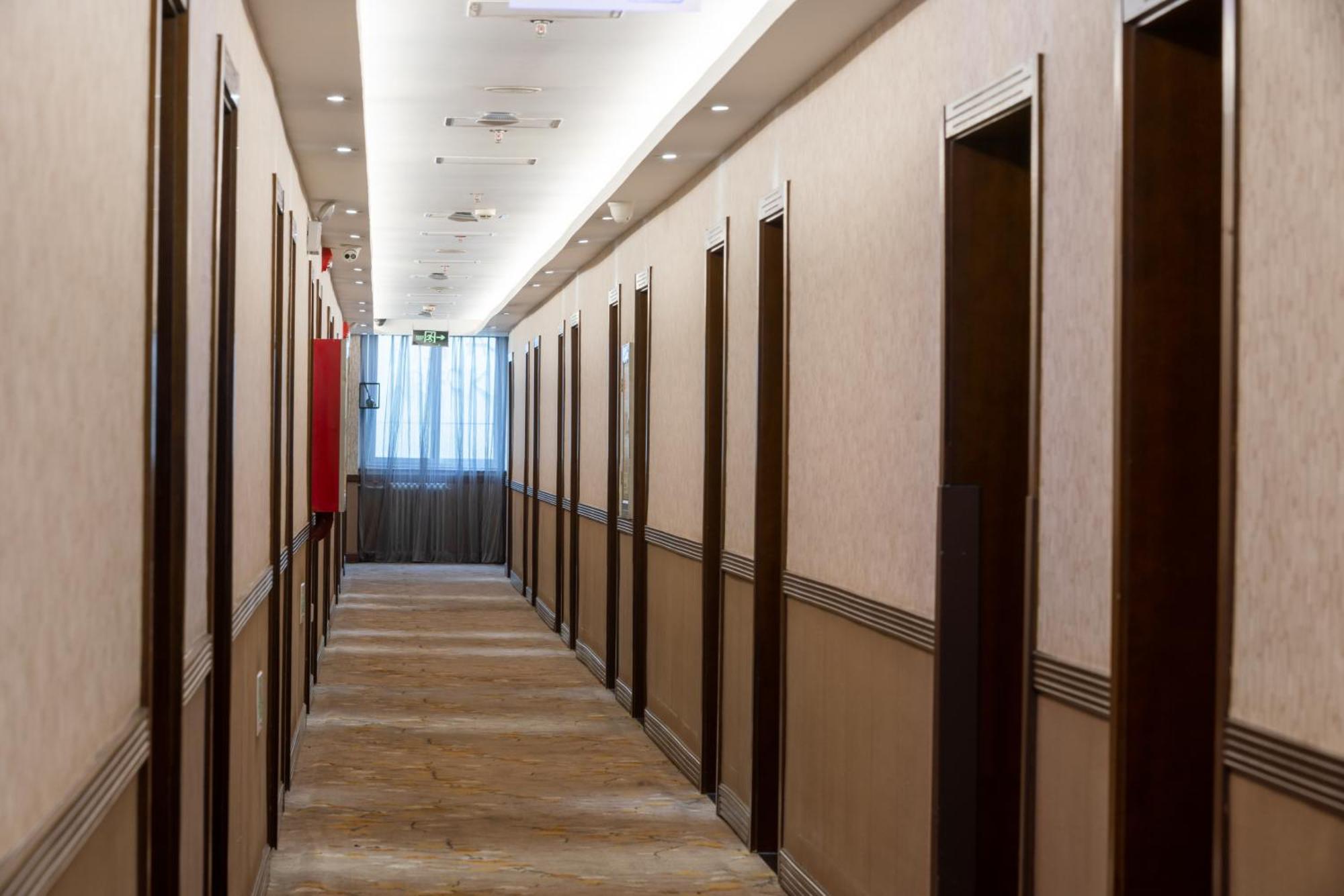 Nost Algia Hotel - Near Beijing Yonghe Lama Temple, Ghost Street, Beihai Park, Jingshan Park, Drum Tower, Houhai Bar Street, Tian'Anmen Square, Located In Beijing Traditional Hutongs, 5 Minutes Away From Subway, Free Laundry Serive Екстер'єр фото