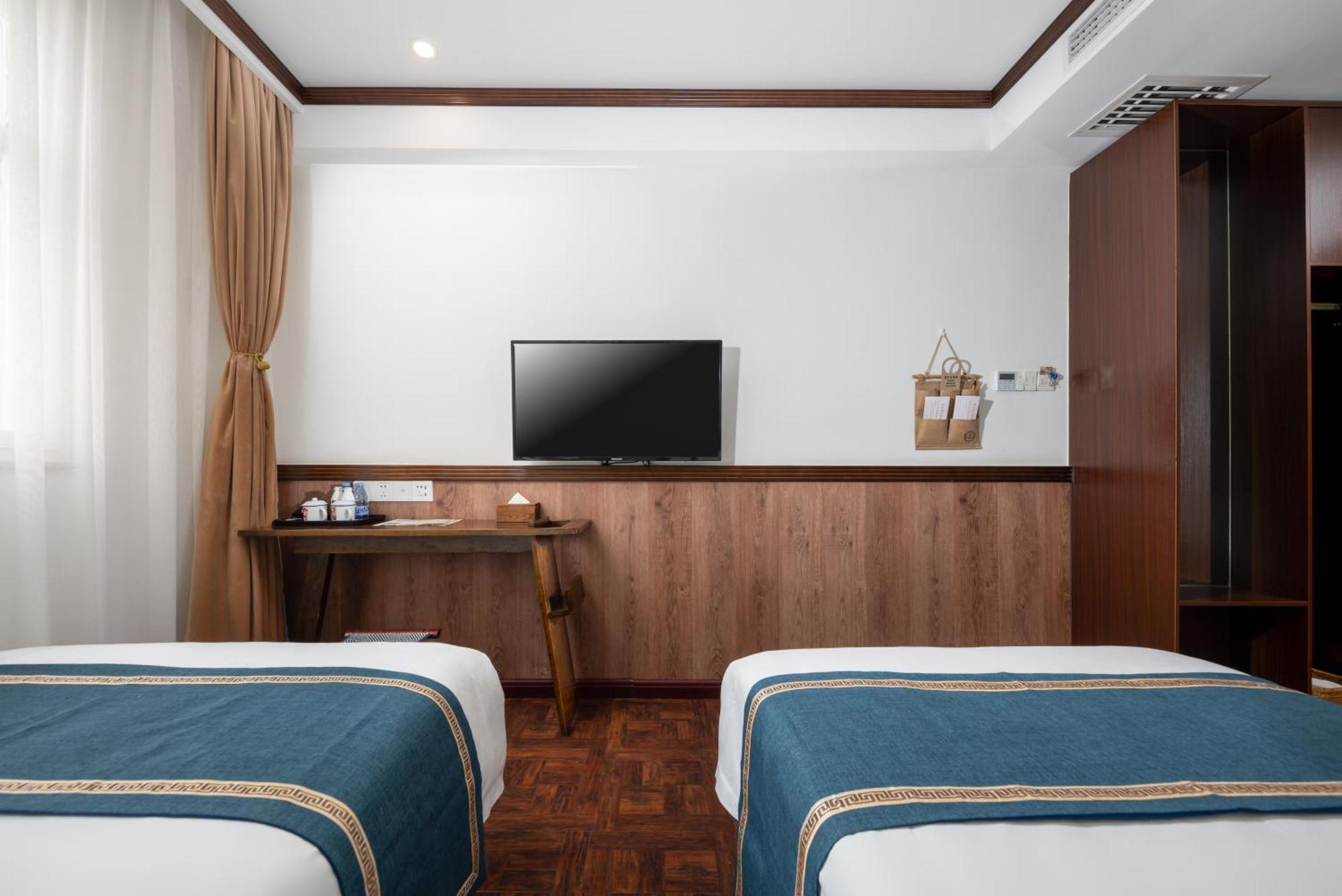 Nost Algia Hotel - Near Beijing Yonghe Lama Temple, Ghost Street, Beihai Park, Jingshan Park, Drum Tower, Houhai Bar Street, Tian'Anmen Square, Located In Beijing Traditional Hutongs, 5 Minutes Away From Subway, Free Laundry Serive Екстер'єр фото