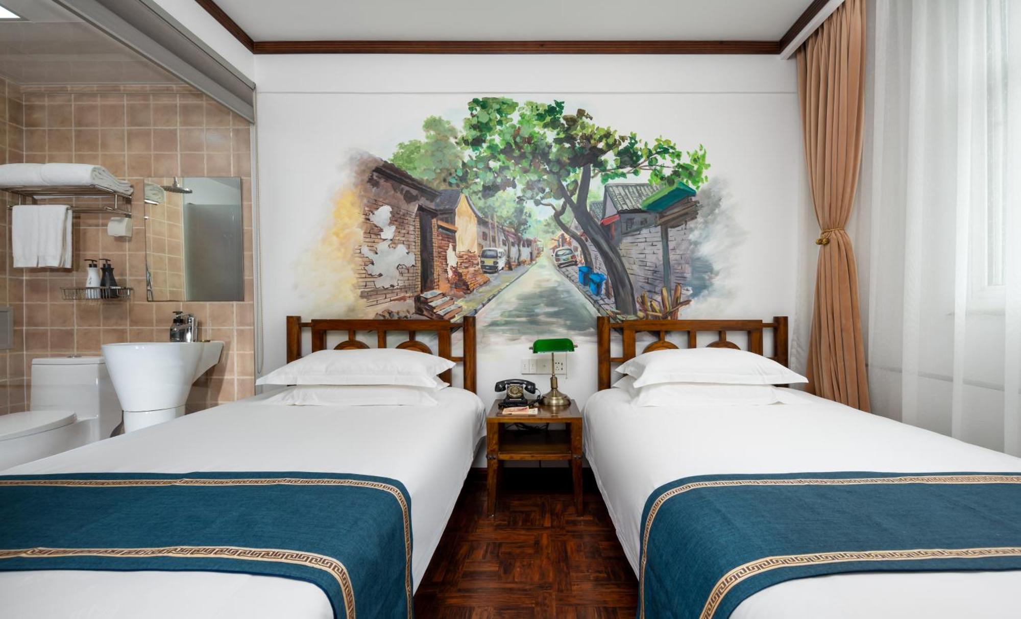 Nost Algia Hotel - Near Beijing Yonghe Lama Temple, Ghost Street, Beihai Park, Jingshan Park, Drum Tower, Houhai Bar Street, Tian'Anmen Square, Located In Beijing Traditional Hutongs, 5 Minutes Away From Subway, Free Laundry Serive Екстер'єр фото