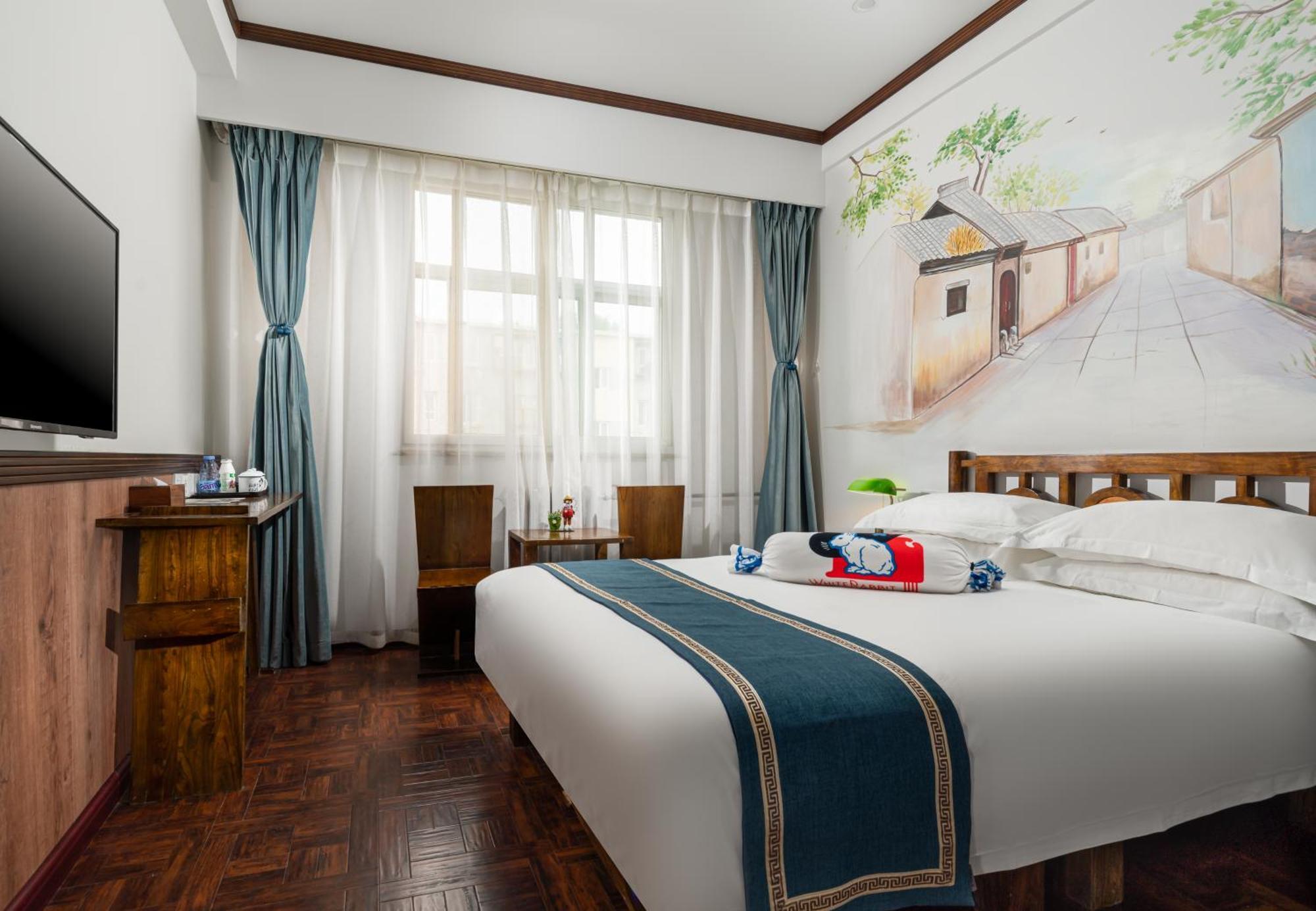Nost Algia Hotel - Near Beijing Yonghe Lama Temple, Ghost Street, Beihai Park, Jingshan Park, Drum Tower, Houhai Bar Street, Tian'Anmen Square, Located In Beijing Traditional Hutongs, 5 Minutes Away From Subway, Free Laundry Serive Екстер'єр фото